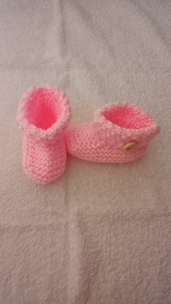 Hand Knitted Baby Booties 0-3 months Baby Pink - main product image