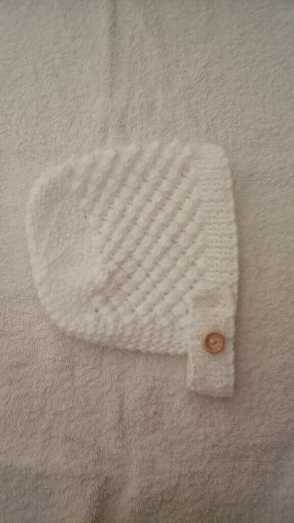 Hand Knitted Baby Bonnet With Adjustable Strap 0-3 months White - main product image