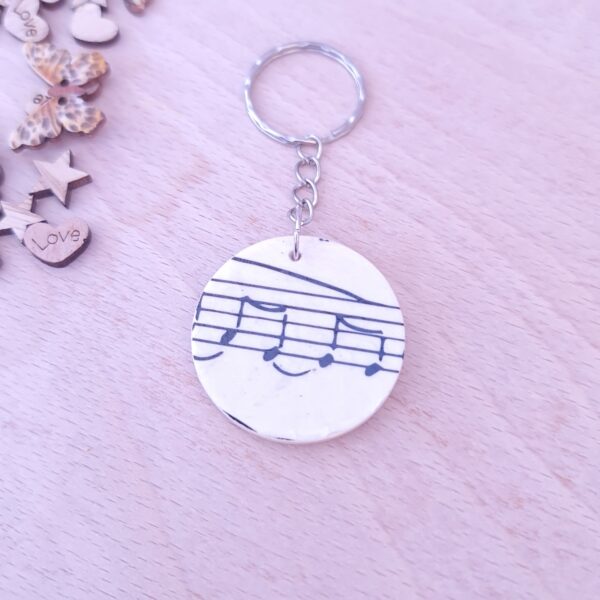 Handmade Musical Notes Wooden Decoupaged Round Keyring – FREE UK DELIVERY - product image 4