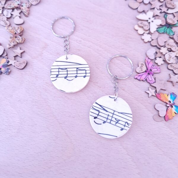 Handmade Musical Notes Wooden Decoupaged Round Keyring – FREE UK DELIVERY - product image 3