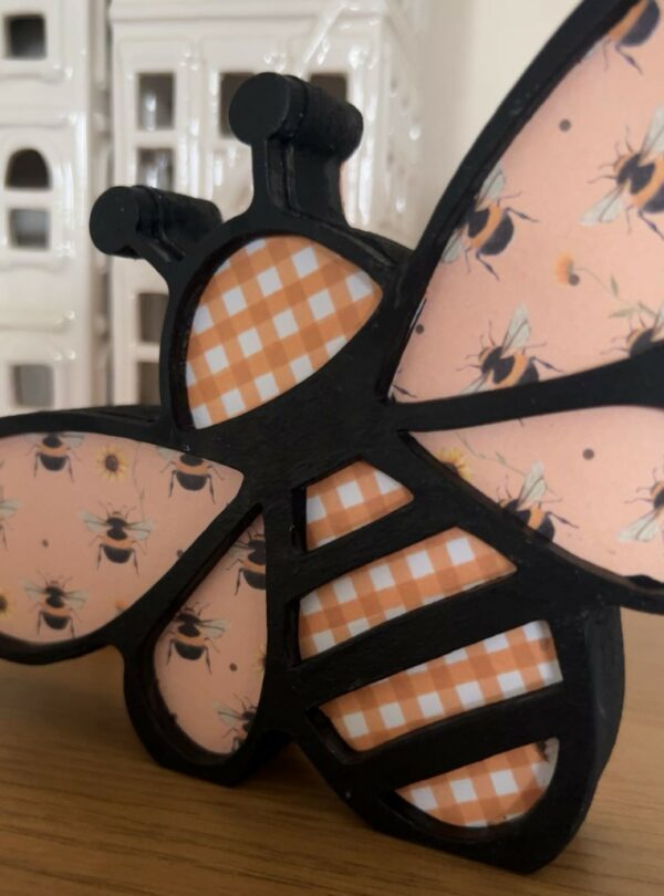 18cm Freestanding Bee Ornament - product image 3