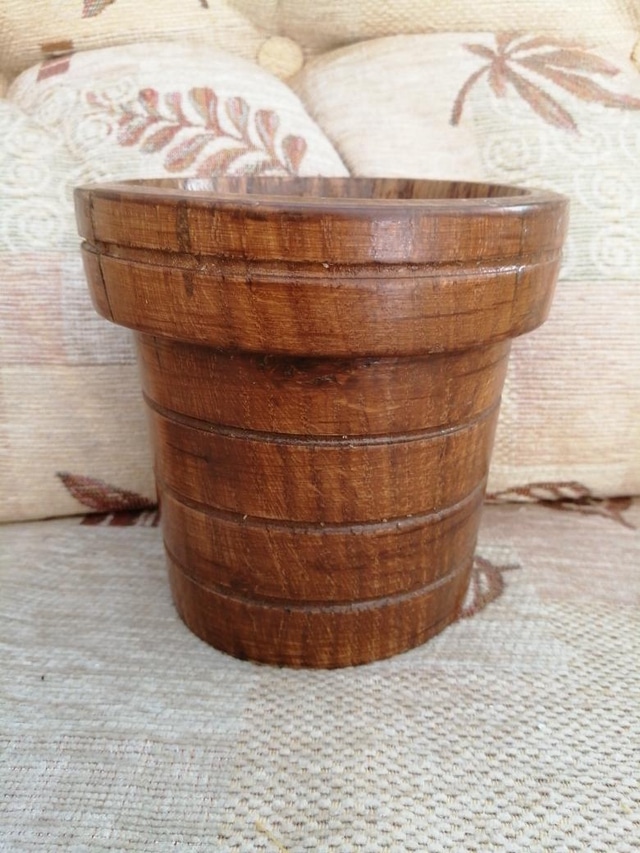 solid Plant Pot - main product image