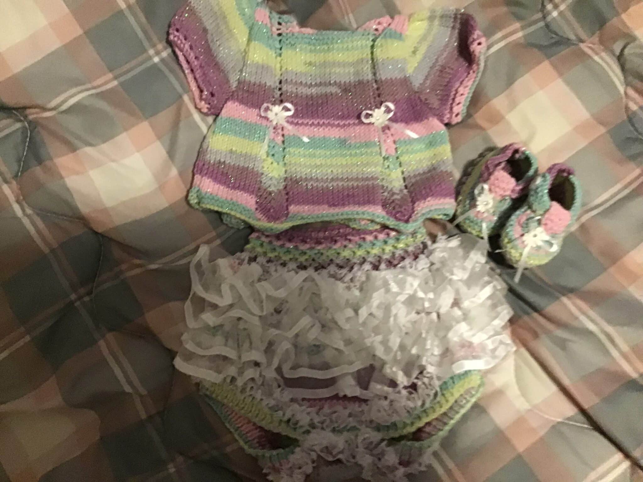 Top nappy cover and shoes size 0-3 months - main product image