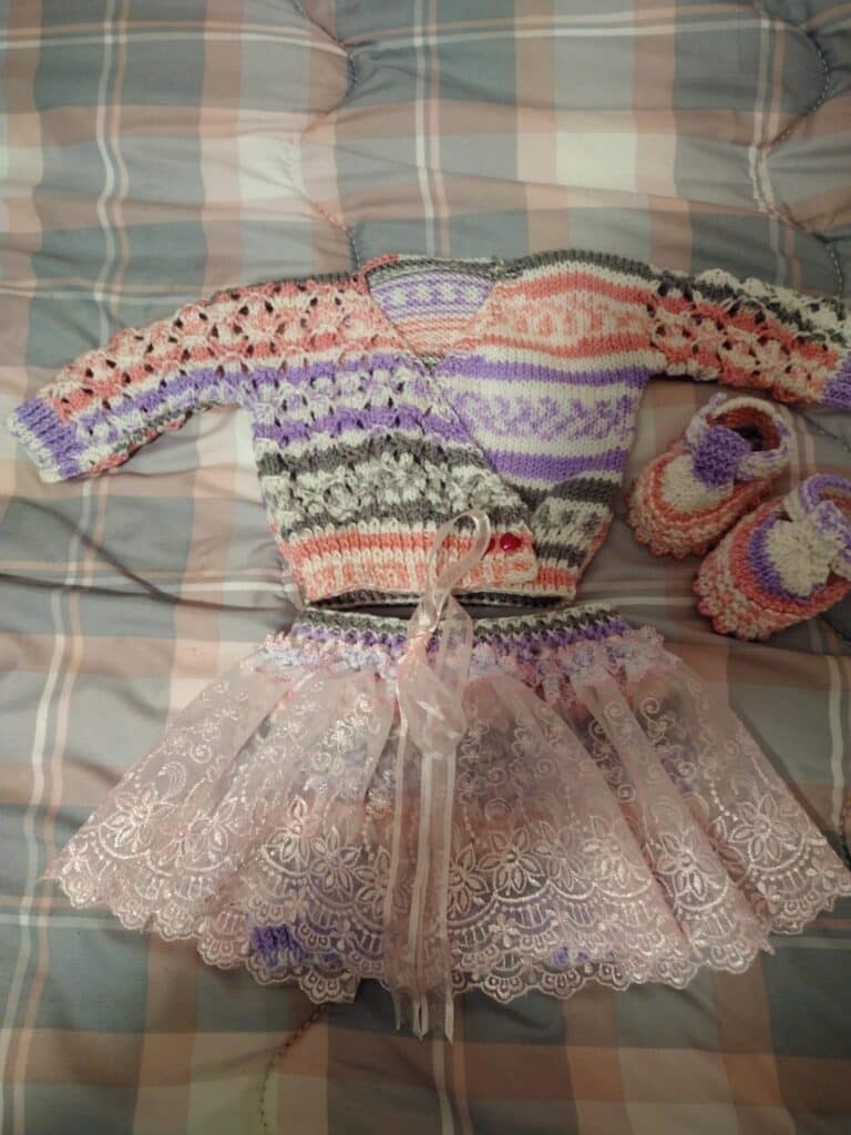 Wrap over cardigan and frilly shorts size 0-3 months