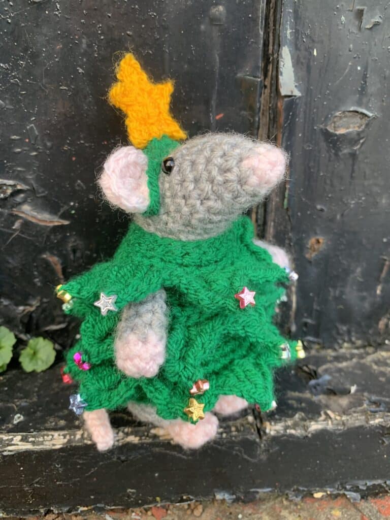 Cosy Crochet Christmas Tree Mouse