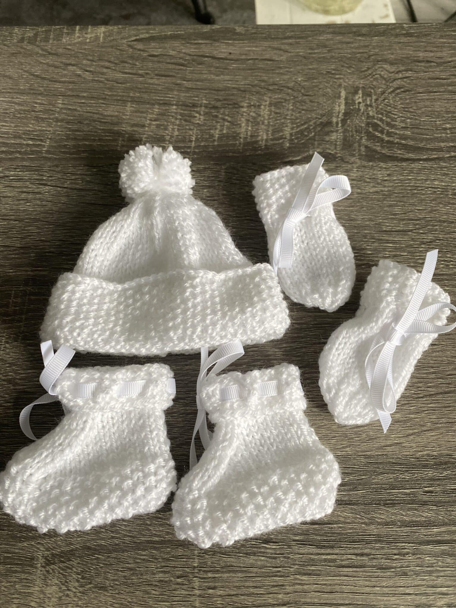 White Ribbon Newborn Winter Set - main product image