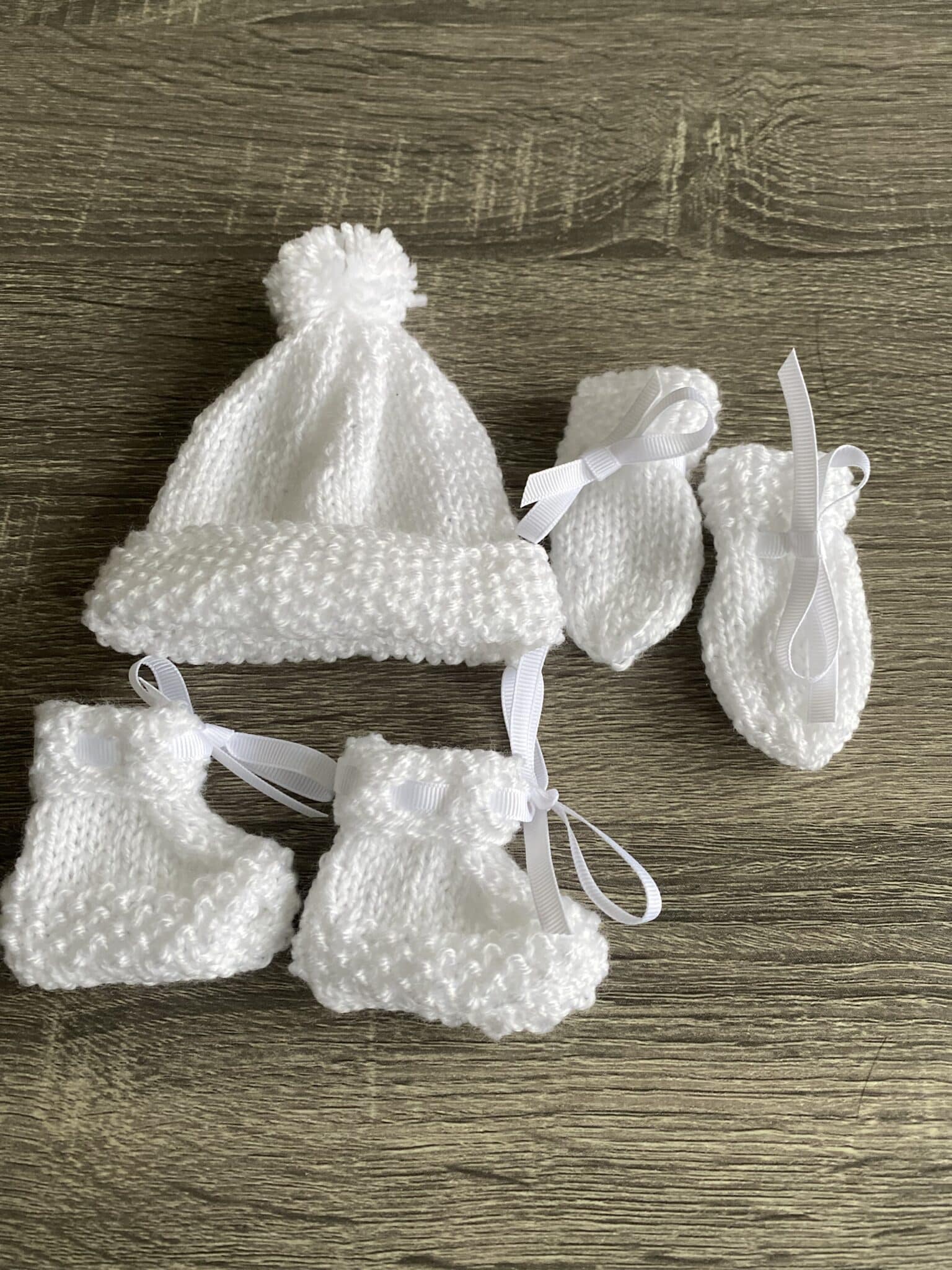 White Ribbon Premature Baby Winter Set - main product image