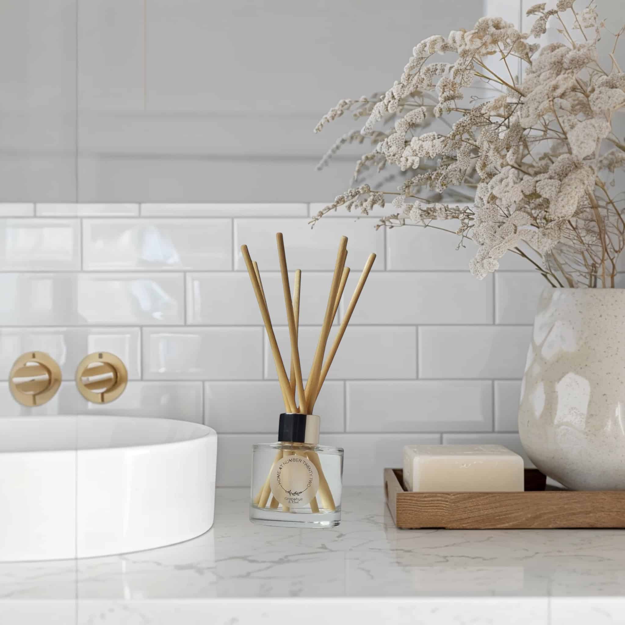 Grapefruit and Kiwi Reed Diffuser - main product image