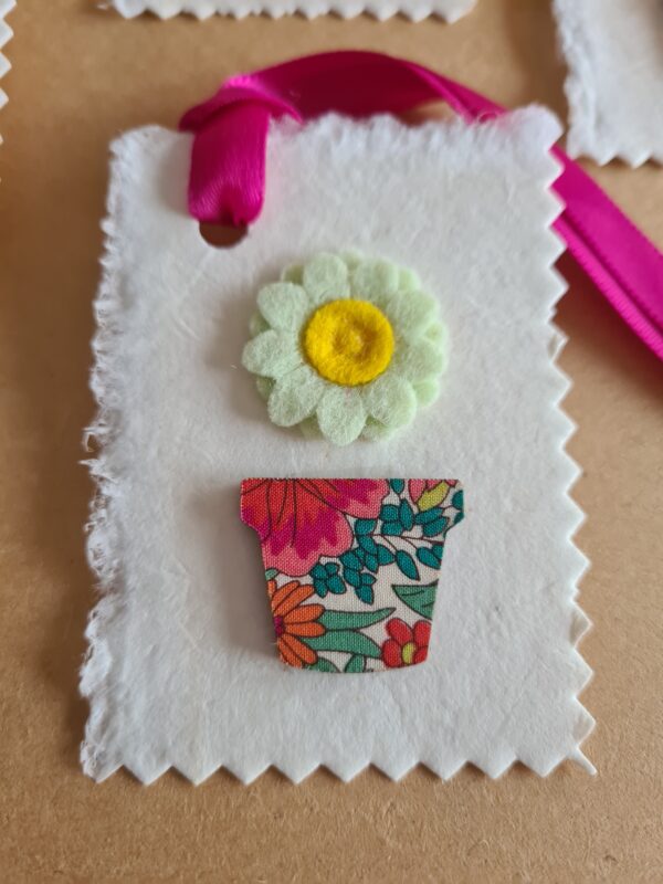Set of 7 handmade gift tags - product image 4