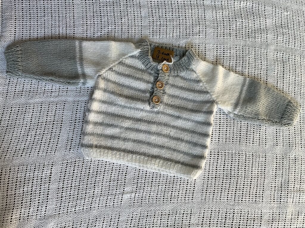 Handknitted 3-6mth (18 inch chest) White/Grey stripe, button Sweater