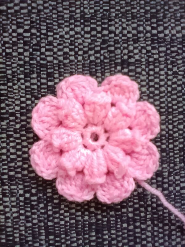 🌷5 New Applique Handmade Crochet Blossom Flowers Pink 7cm/2.75ins🌷 - product image 4