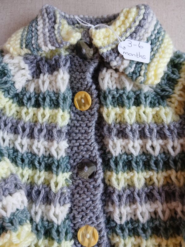 Hand-knitted baby cardigan. Approx 3 to 6 months. - product image 2