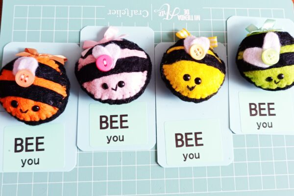 Hand sewn cute felt bee pocket hugs - main product image