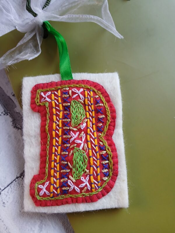 Hand embroidered letter ‘B’ - product image 2