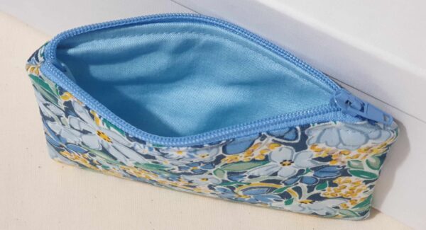 Liberty of London Fabric Coin Purses 100% Cotton- Lined and with zip closure. 004 - product image 2