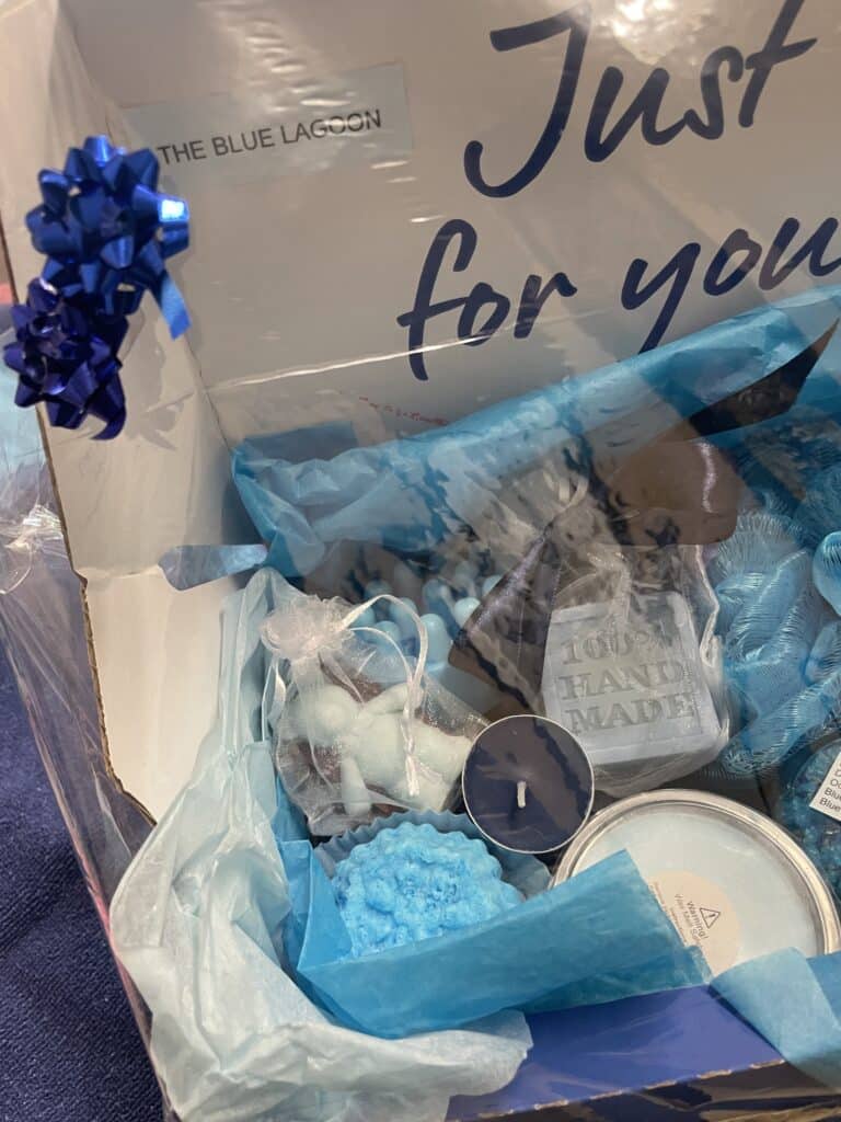 Blue Lagoon bathtime gift