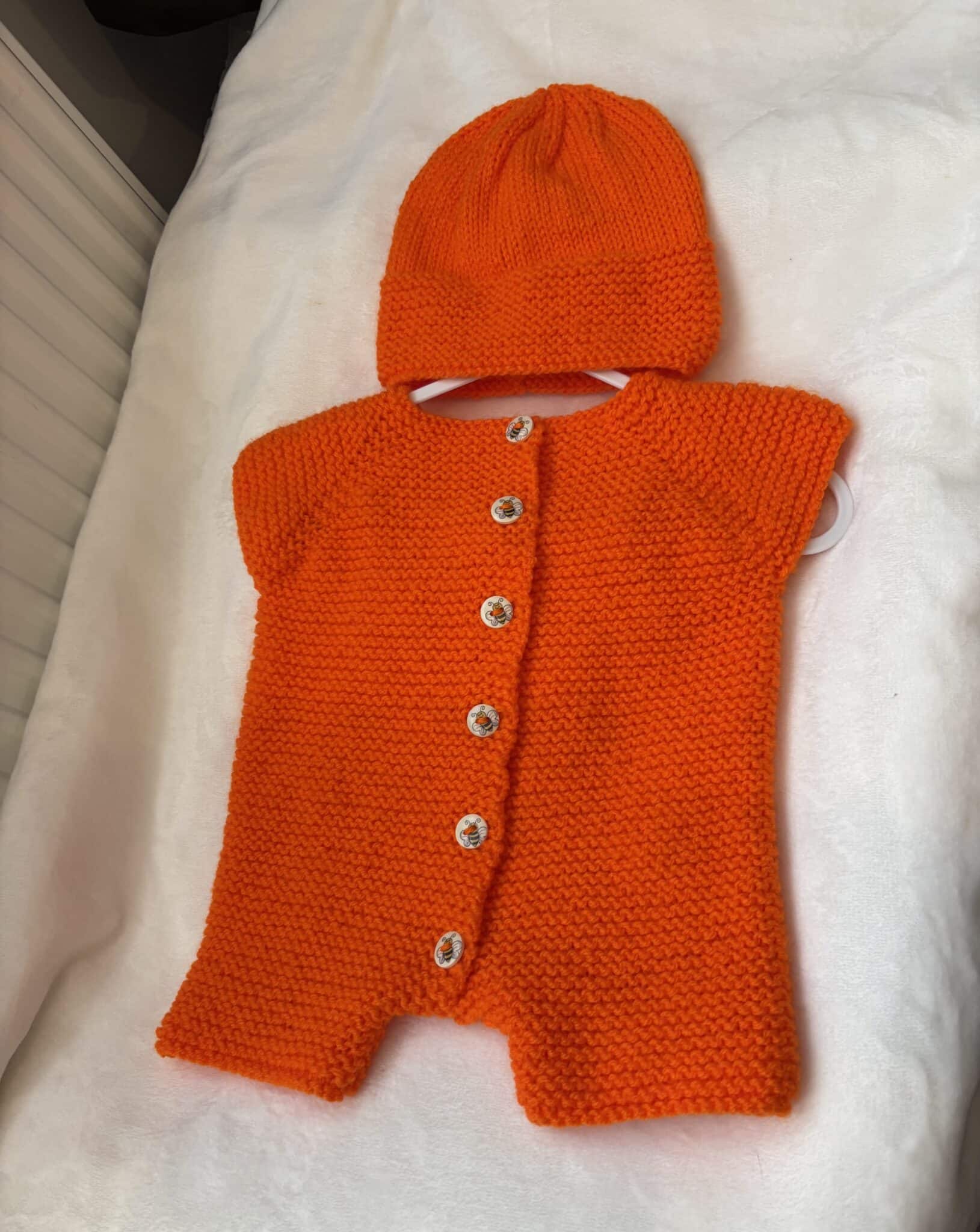 Hand knitted Baby Romper with Hat 0-3 months - main product image