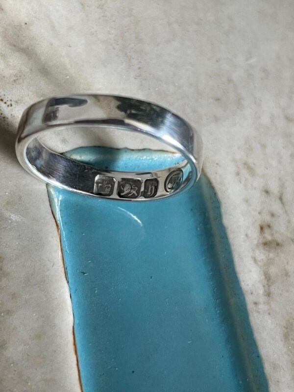 Solid Silver Ladies ring with Hallmark - product image 2