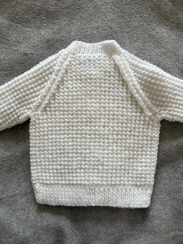 Beautiful patterned hand knitted cream cardigan size 20” - product image 2