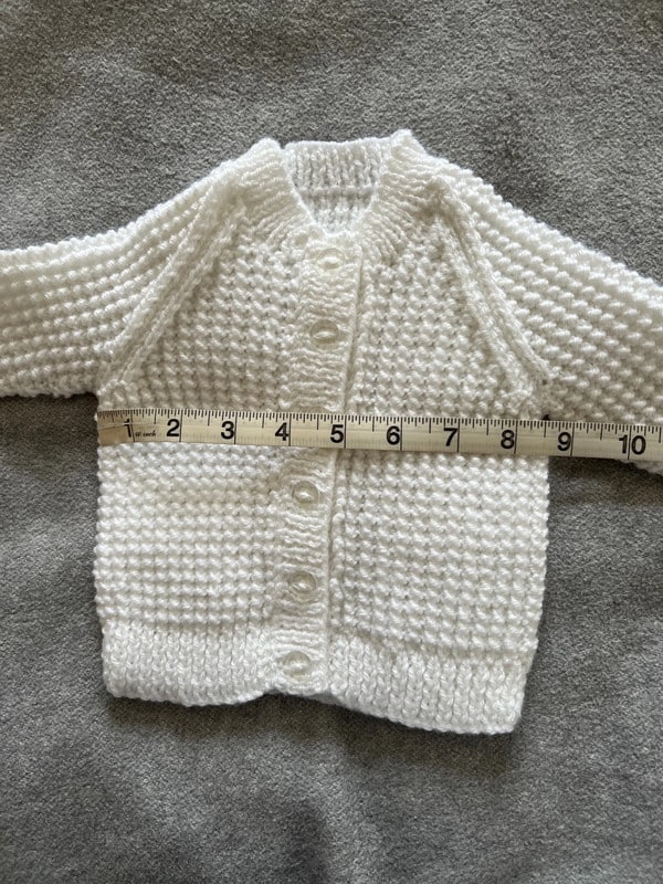 Beautiful patterned hand knitted cream cardigan size 20” - product image 3