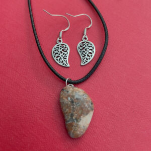 Red Cornish garnet pendant and earrings set.: placeholder image (loading)