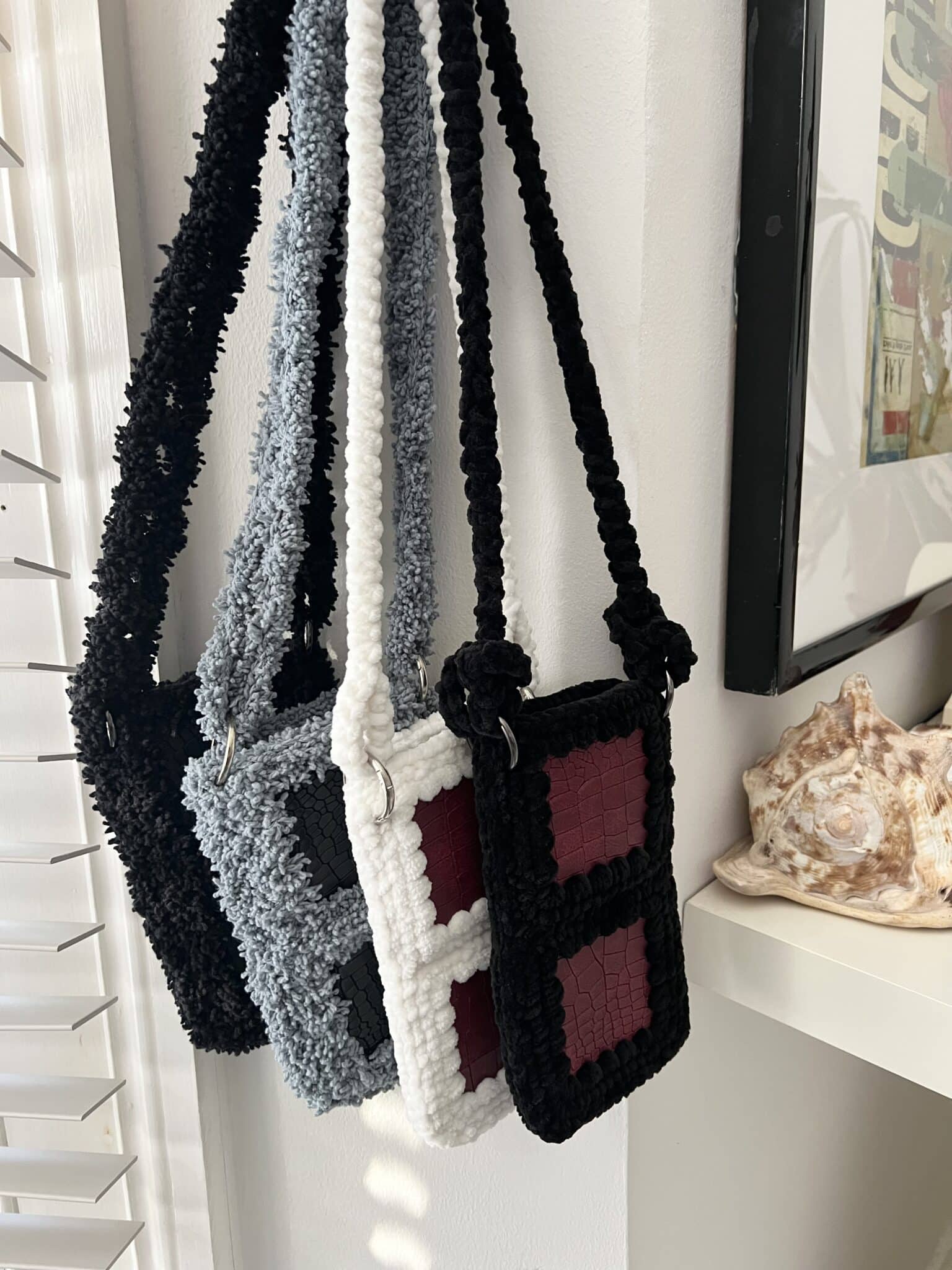 Crochet+Faux leather phone crossbody bags - main product image