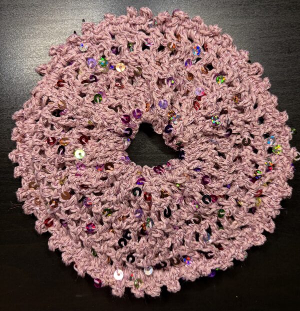 Crochet sequins hair scrunchies - product image 4