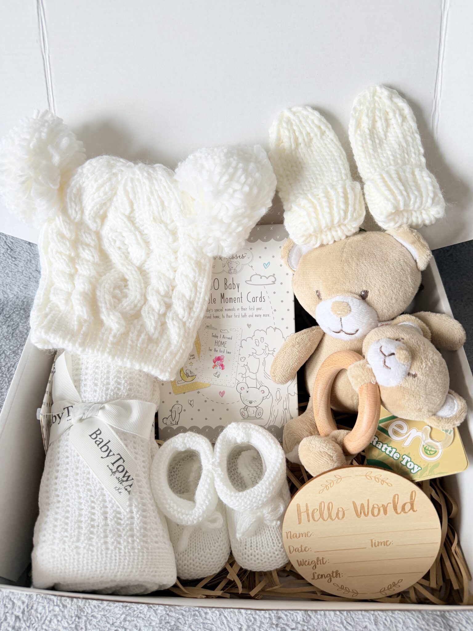 Luxury Baby Gift Box and hamper - main product image