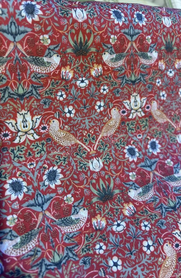 William Morris Strawberry Thief Bunting 10 Flag Length - product image 3