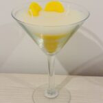 Lemon Drop Martini Cocktail Candle – Zesty Citrus Decor with Fruit Slices