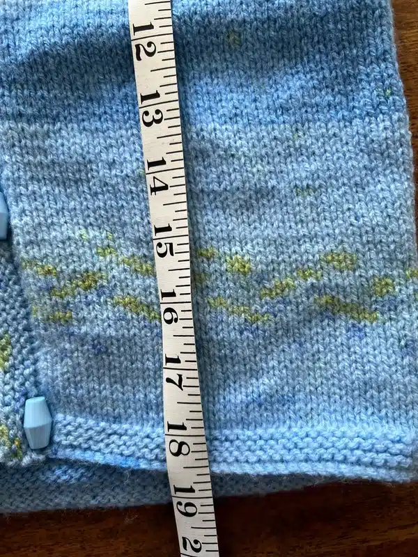 Hand Knitted Hoody Cardigan – Size 26″ (4 – 5 Years)