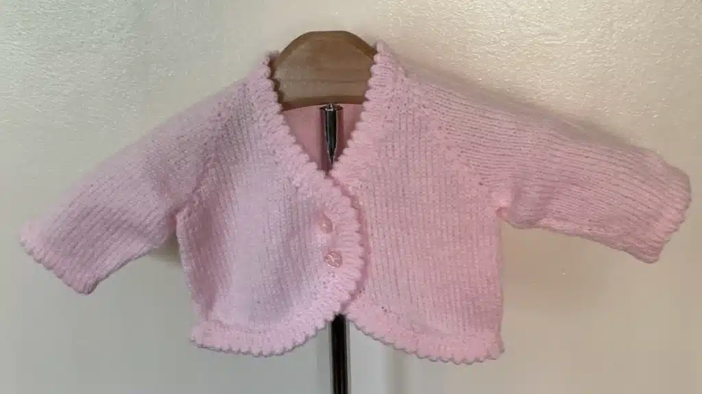 Hand Knitted Pink cardigan – 16″ Chest (0 – 3 months)