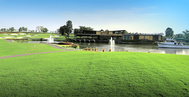 RANCHO CHARNVEE RESORT AND COUNTRY CLUB