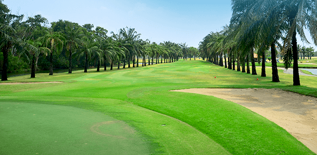 PINEHURST GOLF & COUNTRY CLUB