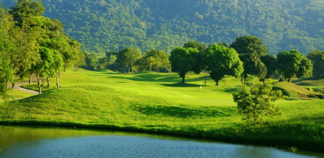 EMPIRE GOLF CLUB (THE EMERALD GOLF CLUB)