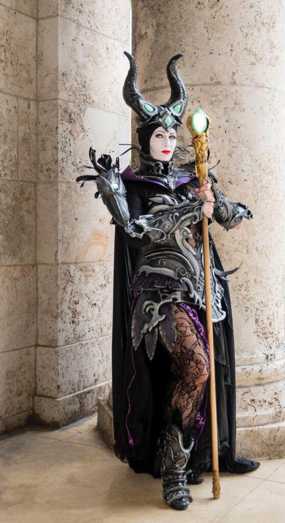 Avera Cosplay - Maleficent