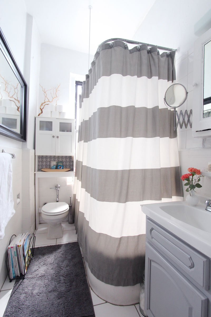 If You Think Your Rental Bathroom is Beyond Help, This Post is For