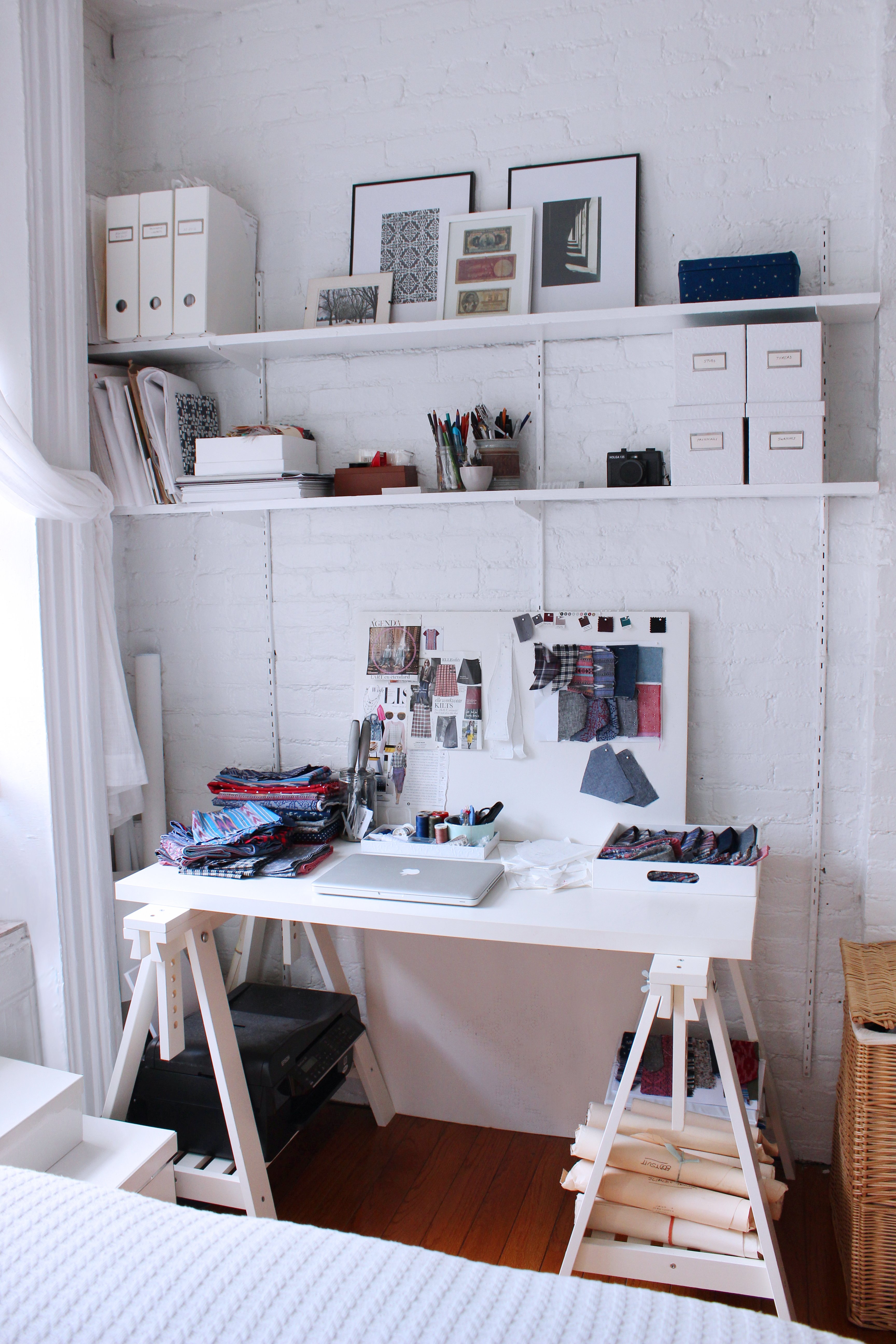 High Medium Low The Best Sources For Wall Mounted Shelving