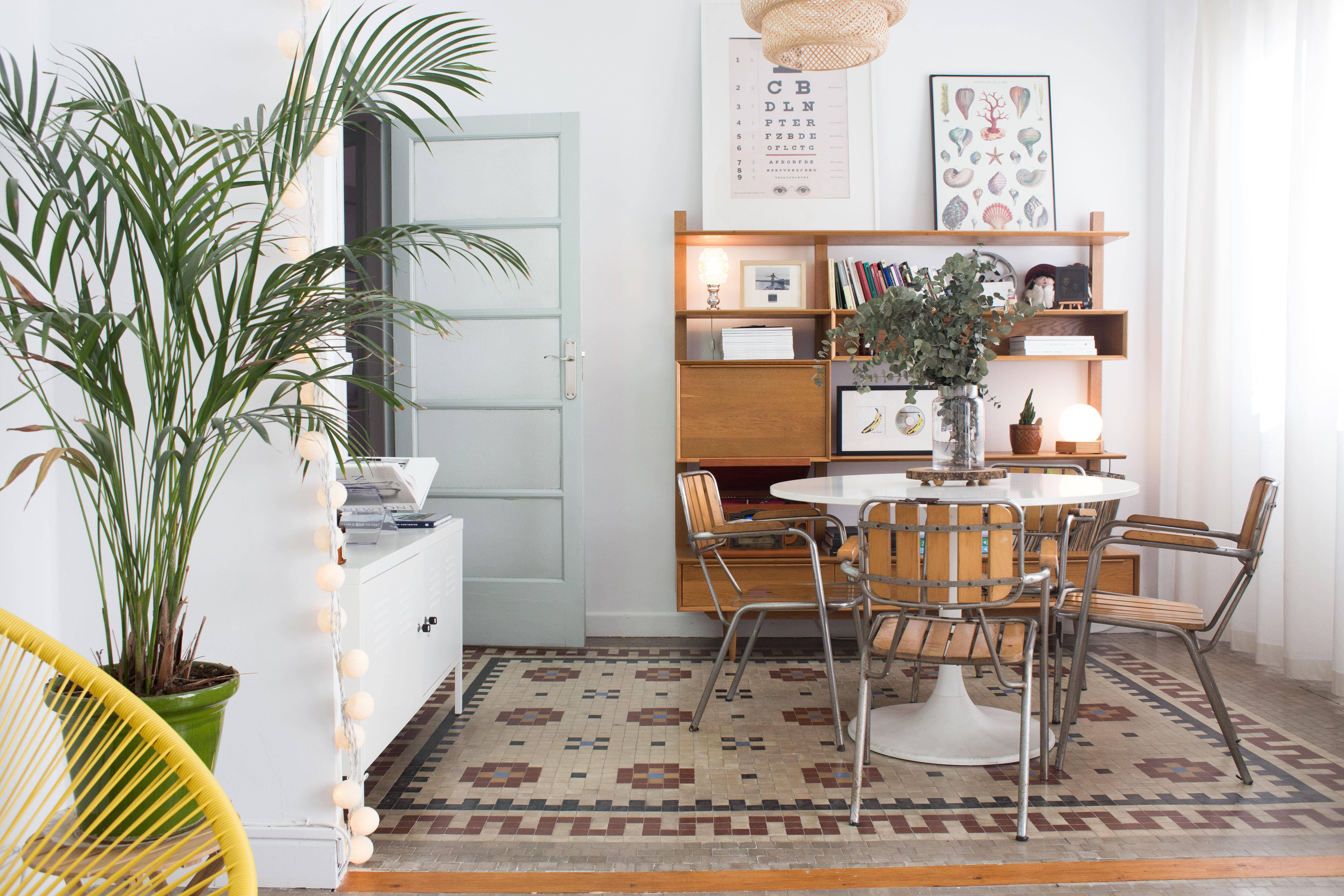 30 First Apartment Essentials for Your New Space