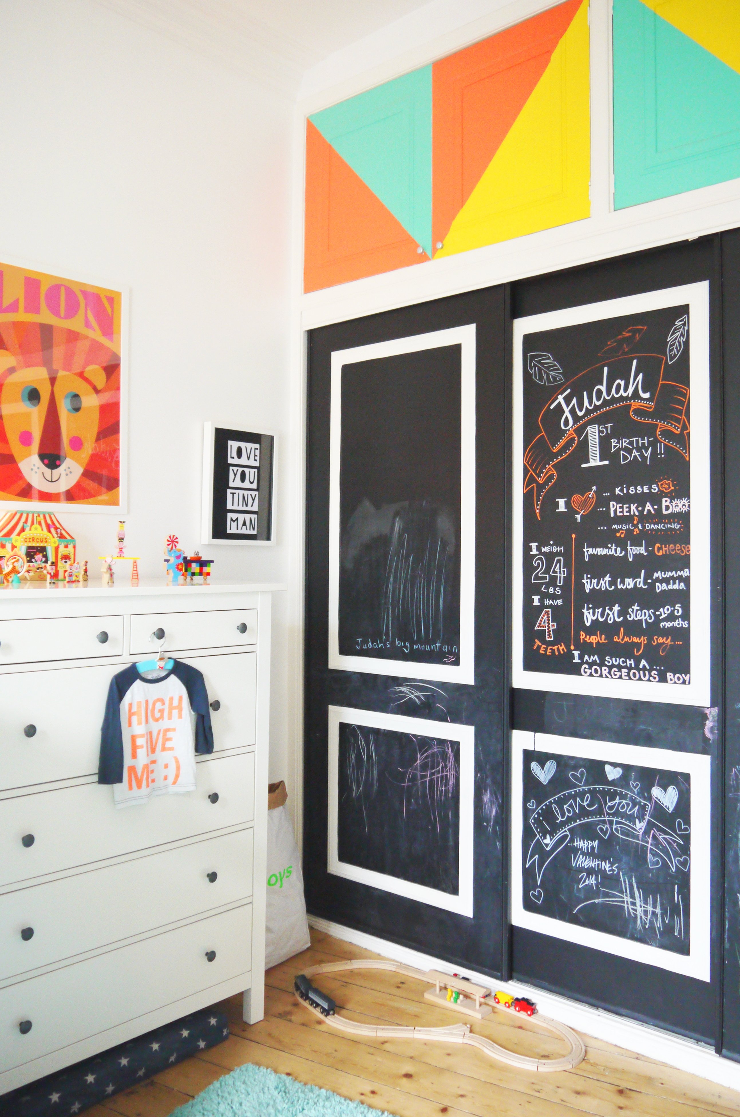 Judah S Bright Bold Room Of Fun Apartment Therapy