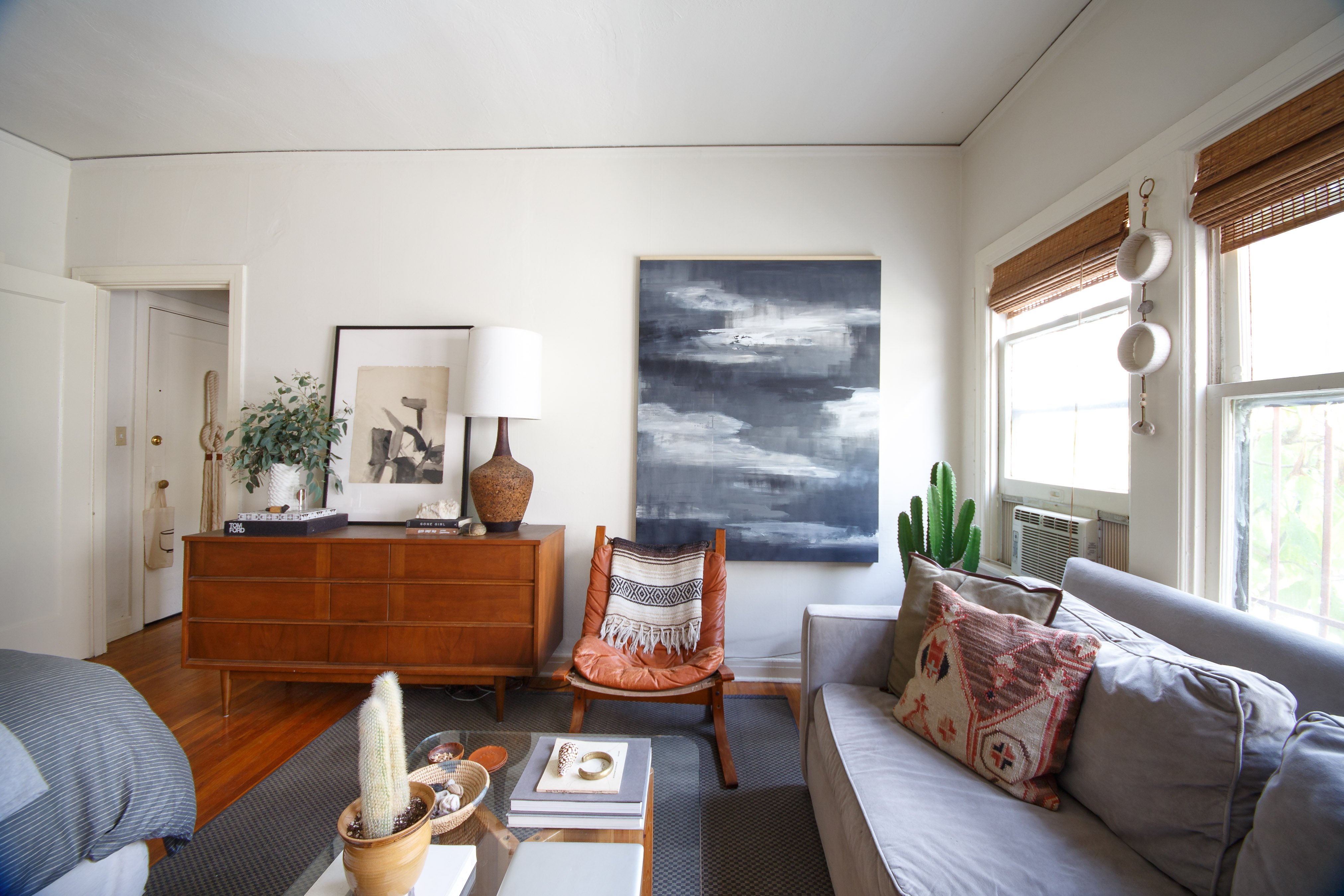 House Tour: A Neutral 400-Square-Foot LA Studio | Apartment Therapy