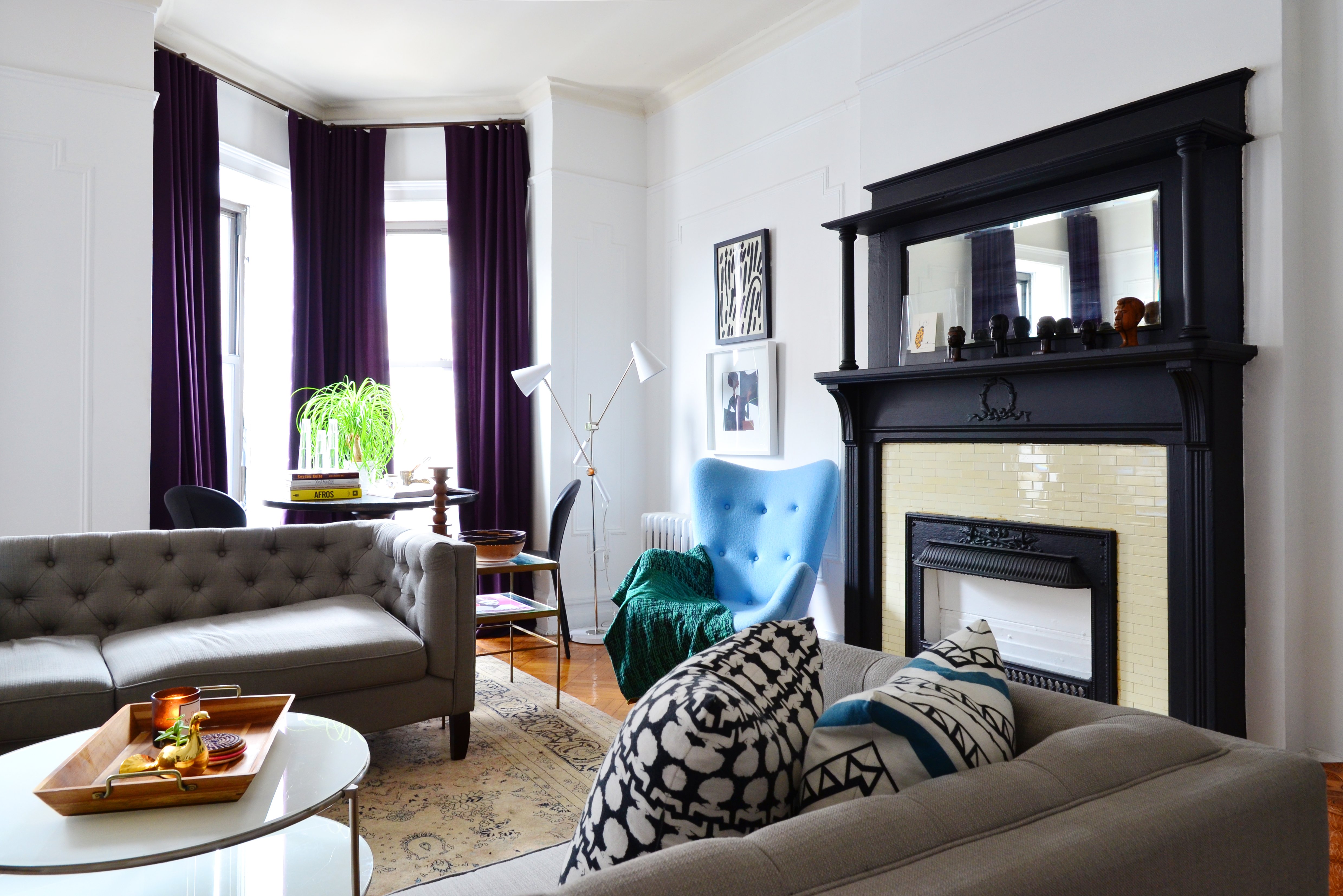 Why You Should Face Sofas To Save Space Apartment Therapy