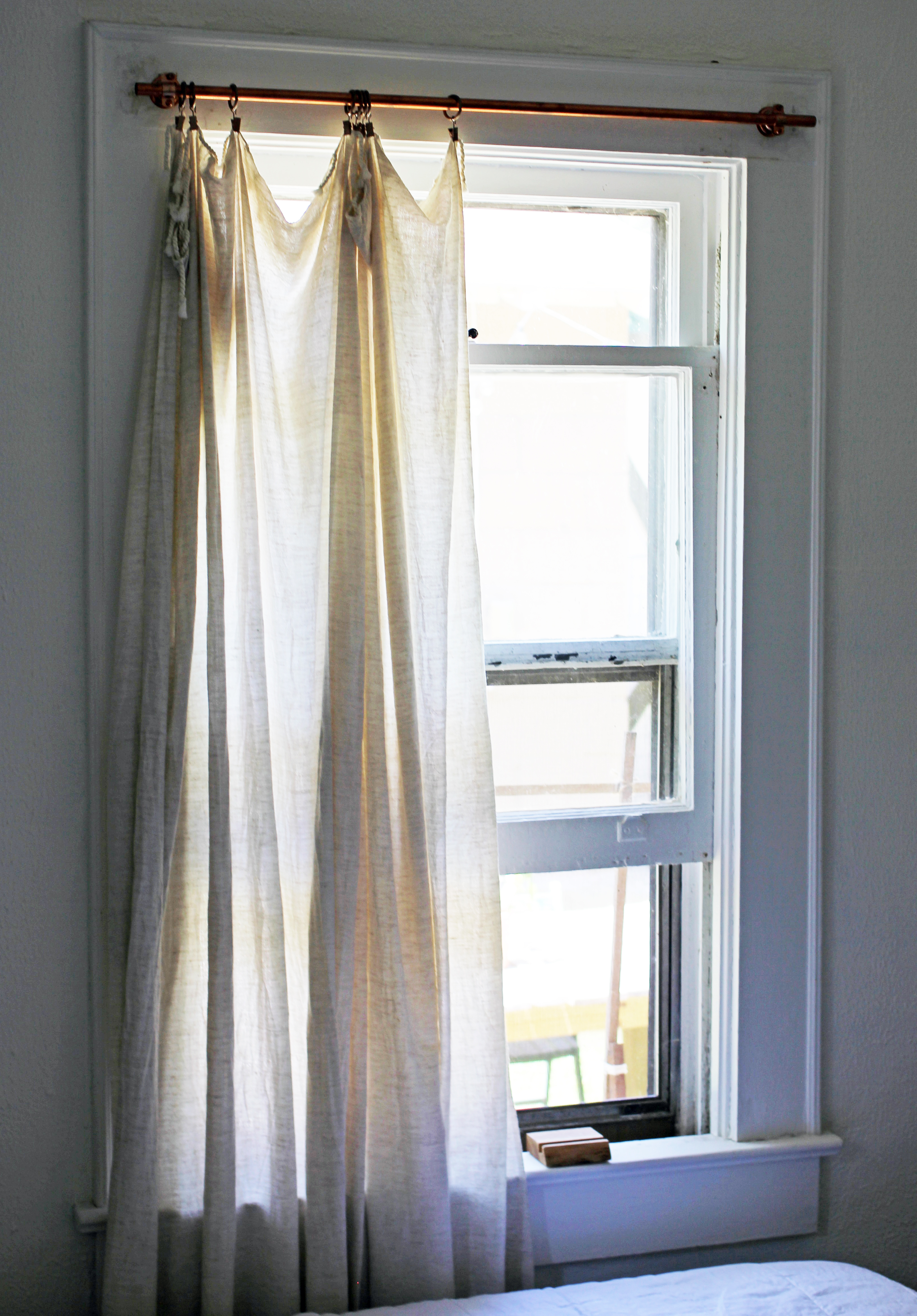 Affordable Easy Copper Pipe Curtain Rod Tutorial Apartment Therapy