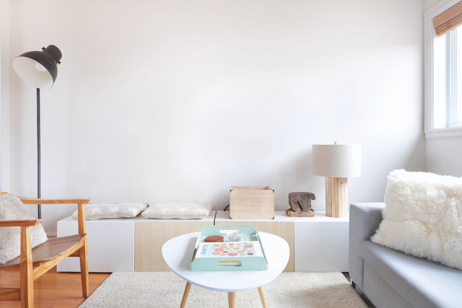 5 Gifs For Blank Walls Apartment Therapy
