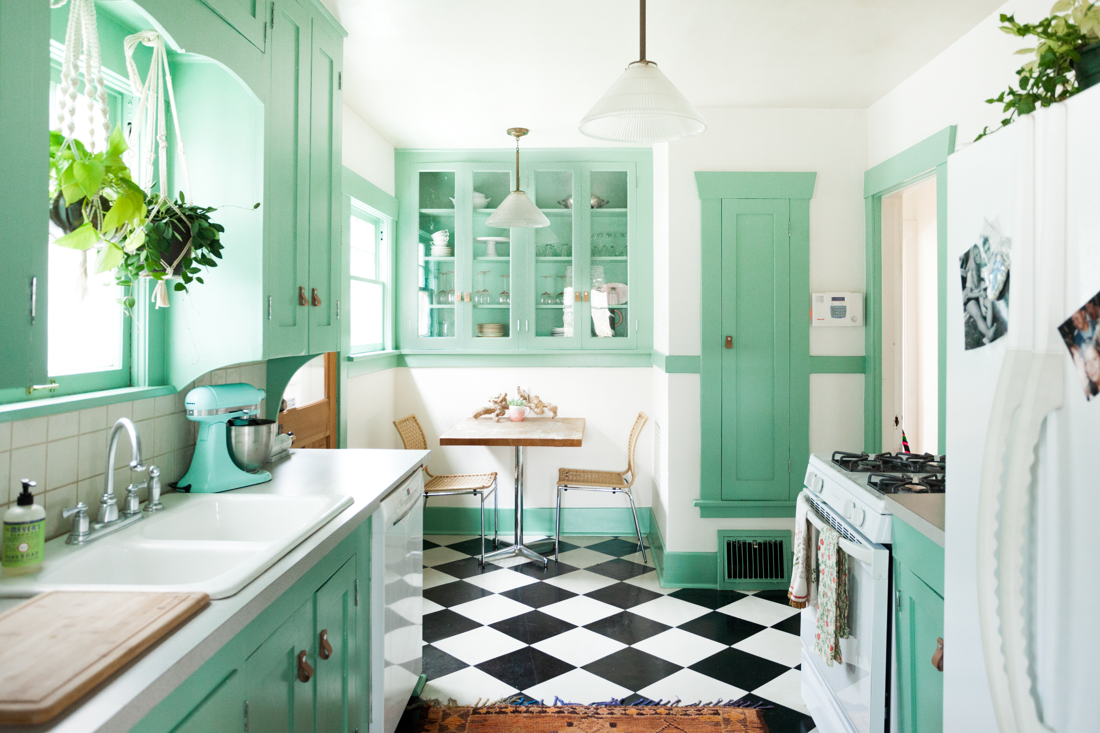 small retro kitchen ideas