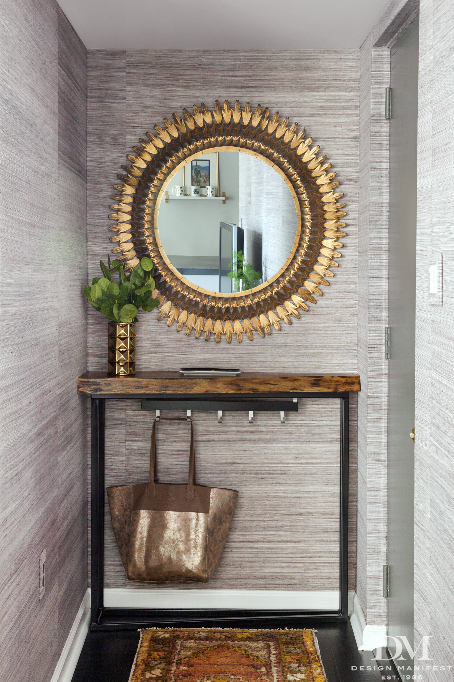 Foyer Organization Tips Ideas For Small Es Apartment Therapy