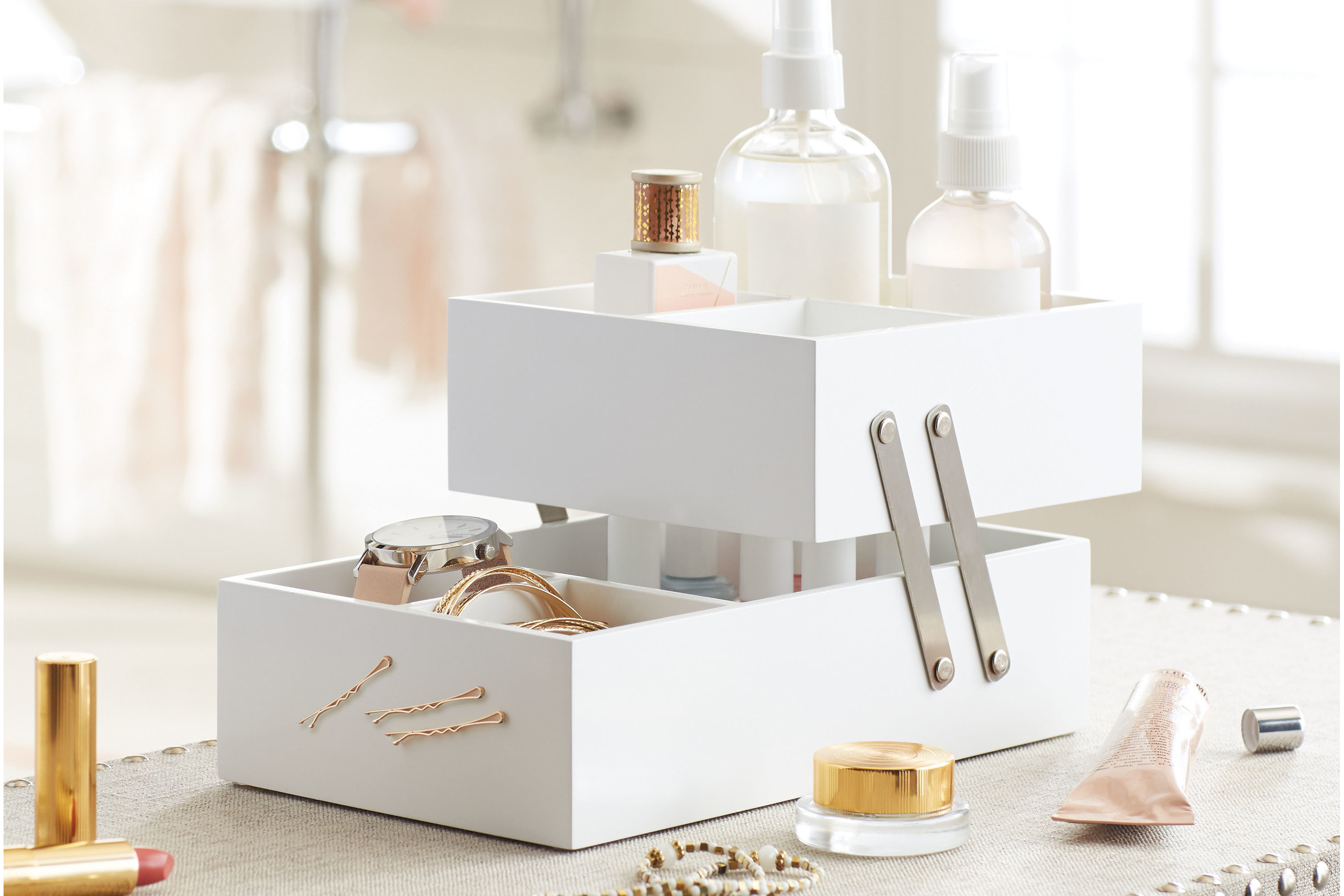 Minimalist Cosmetics Skincare Organizer –