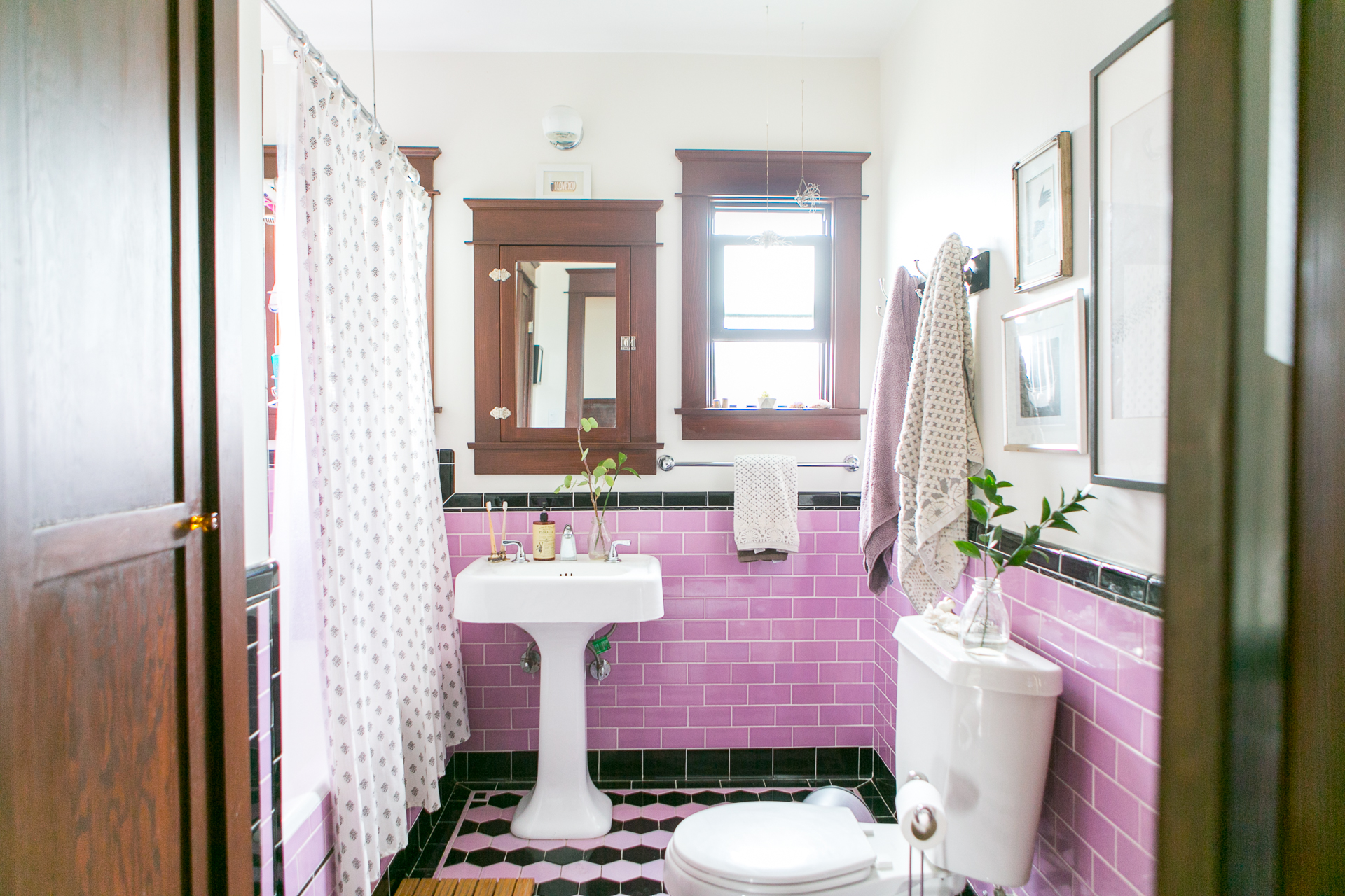 Inspiring Bathrooms With Vintage Tile Apartment Therapy