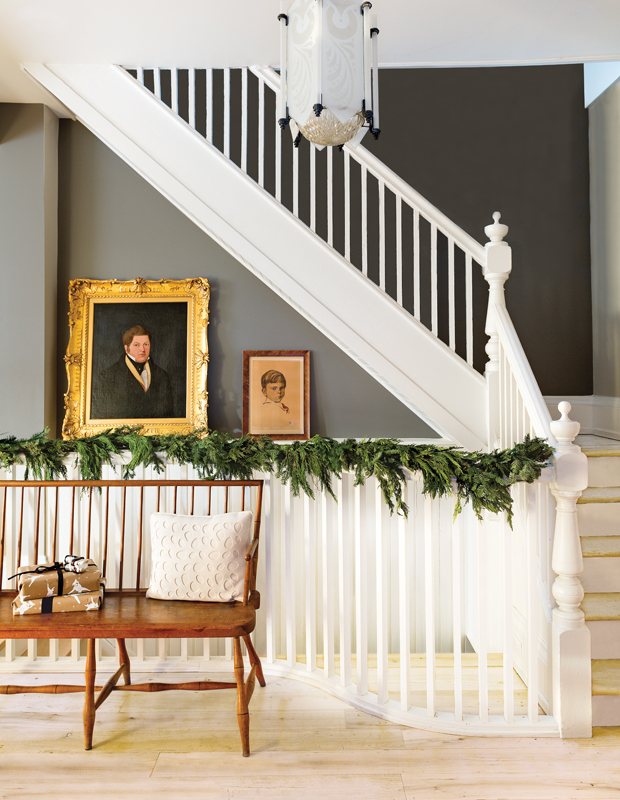 Beautiful Decorating Ideas For A Traditional Christmas