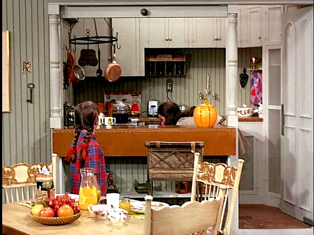 The Mary Tyler Moore Show Apartment Was Epitome Of Single The Mary Tyler Moore Show Apartment Was Epitome Of Single Cool Therapy